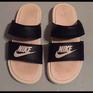Nike Duo Benassi Slides